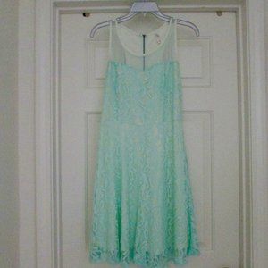 Green lace dress